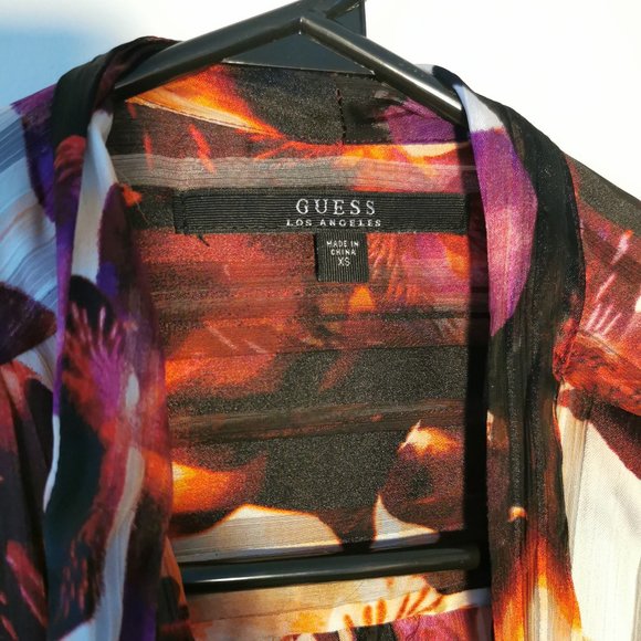 GUESS FLORAL GUESS TIE DETAIL AT NECK - Picture 4 of 5